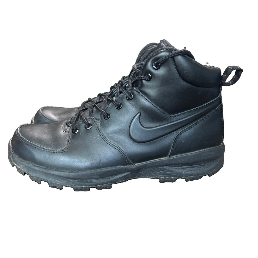 Nike Men's Black Athletic Boots
